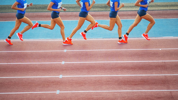 高尔夫球技巧与注意事项：新手必看打球指南与经验分享